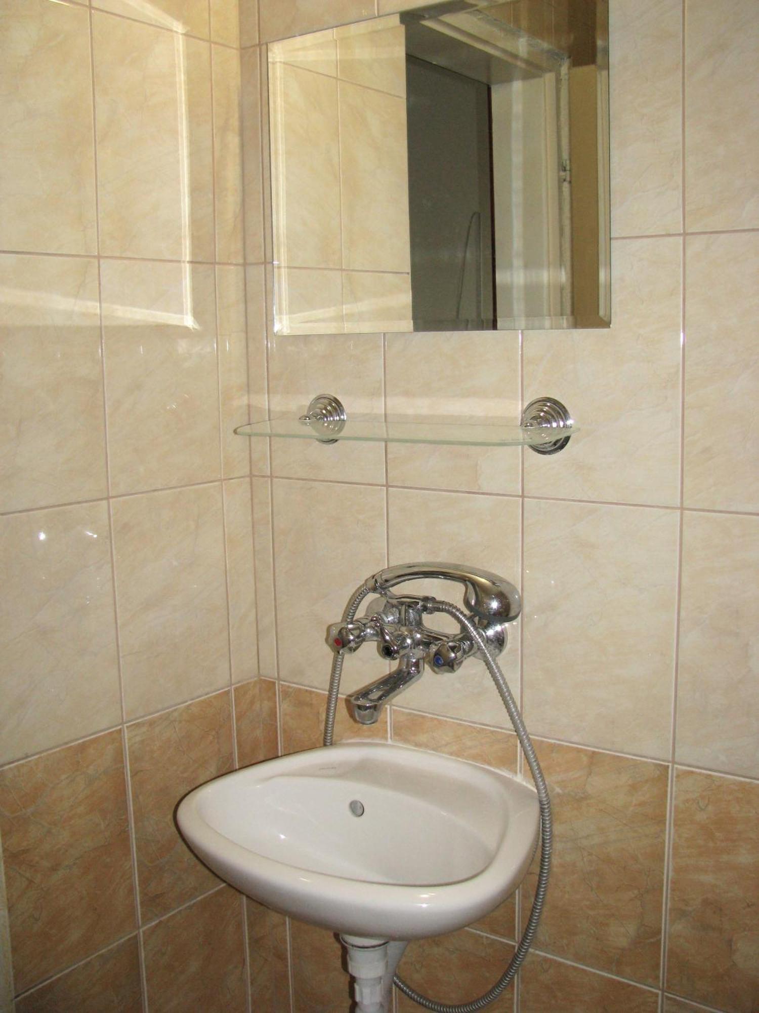 Guest House Familia Samovodene Ngoại thất bức ảnh