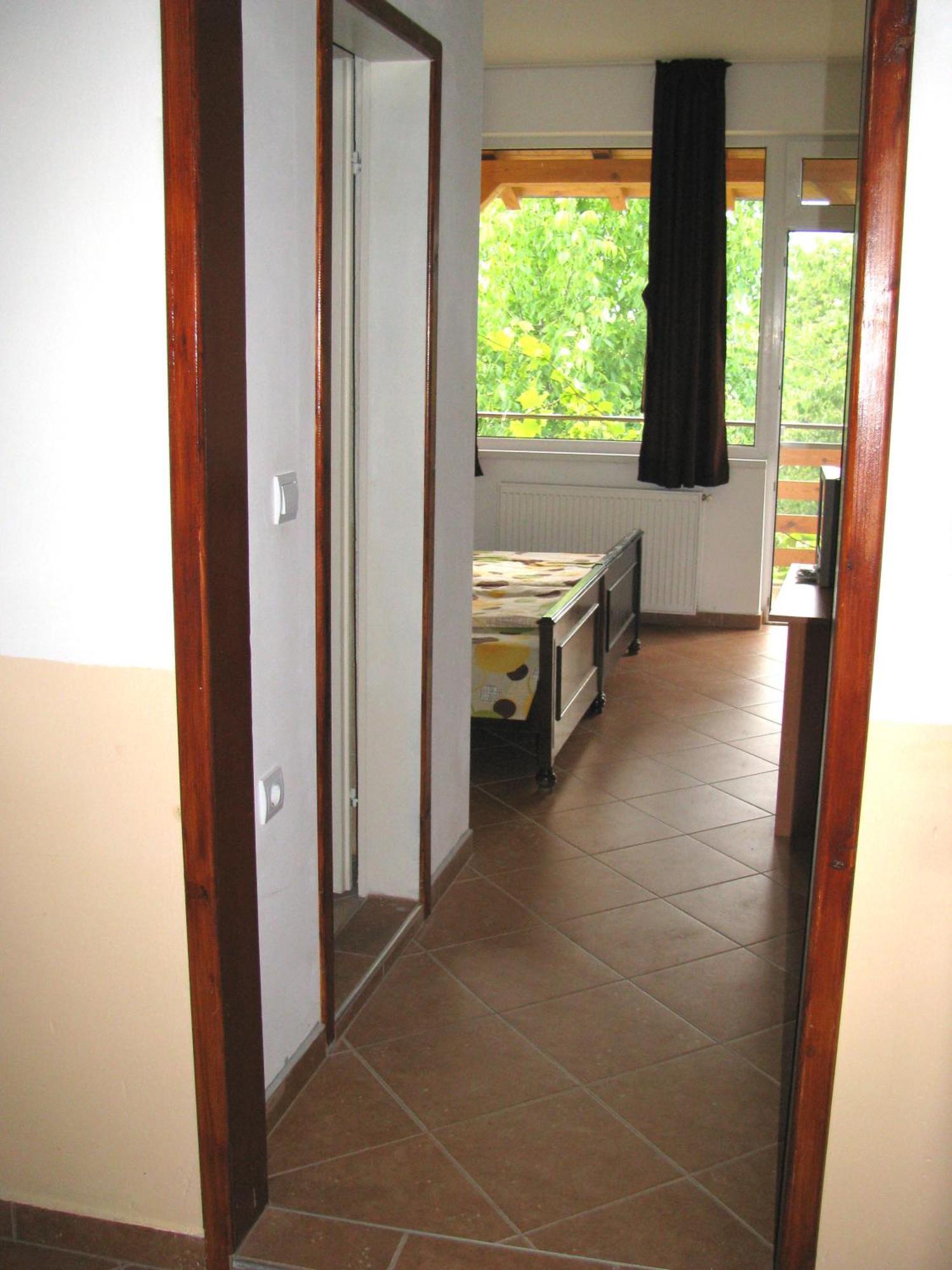 Guest House Familia Samovodene Ngoại thất bức ảnh